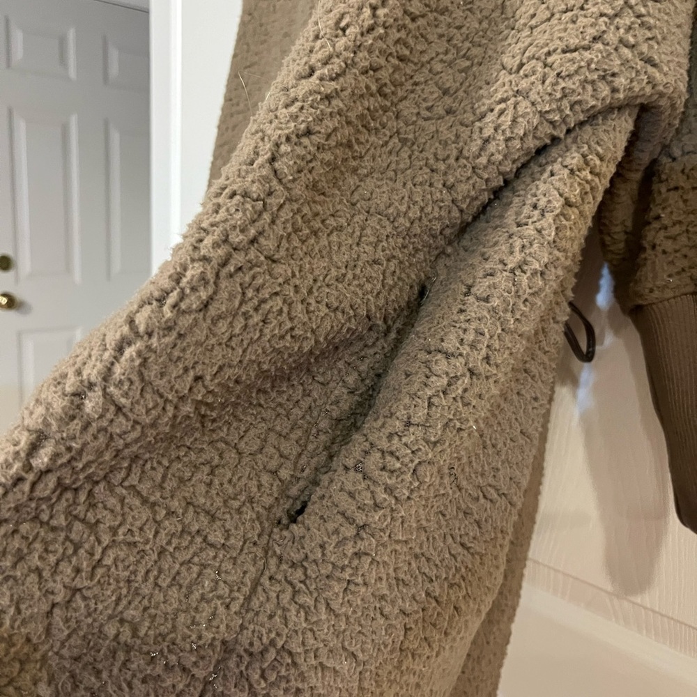 DAVI & DANI Women's Tan Teddy Hooded Jacket Large Button Close - Picture 4 of 5